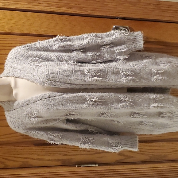 Janice Sweater - Picture 6 of 8